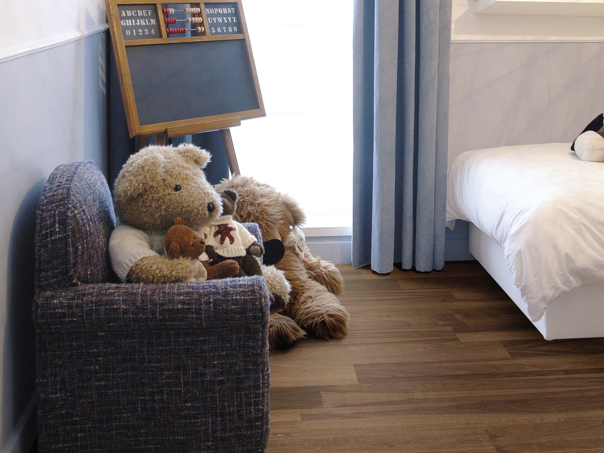 Living with Pets and Hardwood Floors